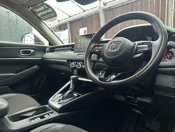 Used Honda HR-V 2023 for sale - 76676297: Photo