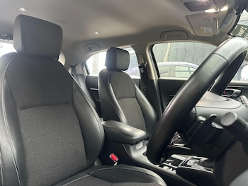 Used Honda HR-V 2023 for sale - 76676297: Photo