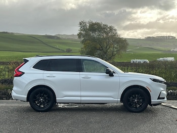 Used Honda CR-V 2023 for sale - 76676305: Photo