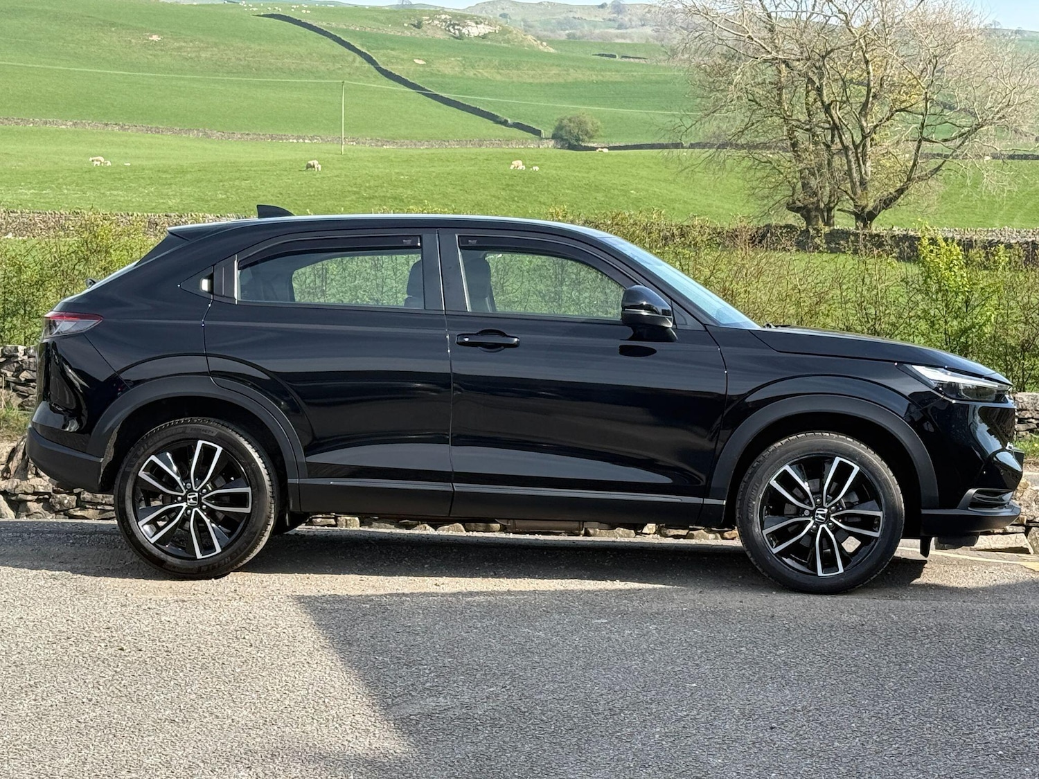 Used Honda HR-V 2024 for sale - 76677972: Photo 2