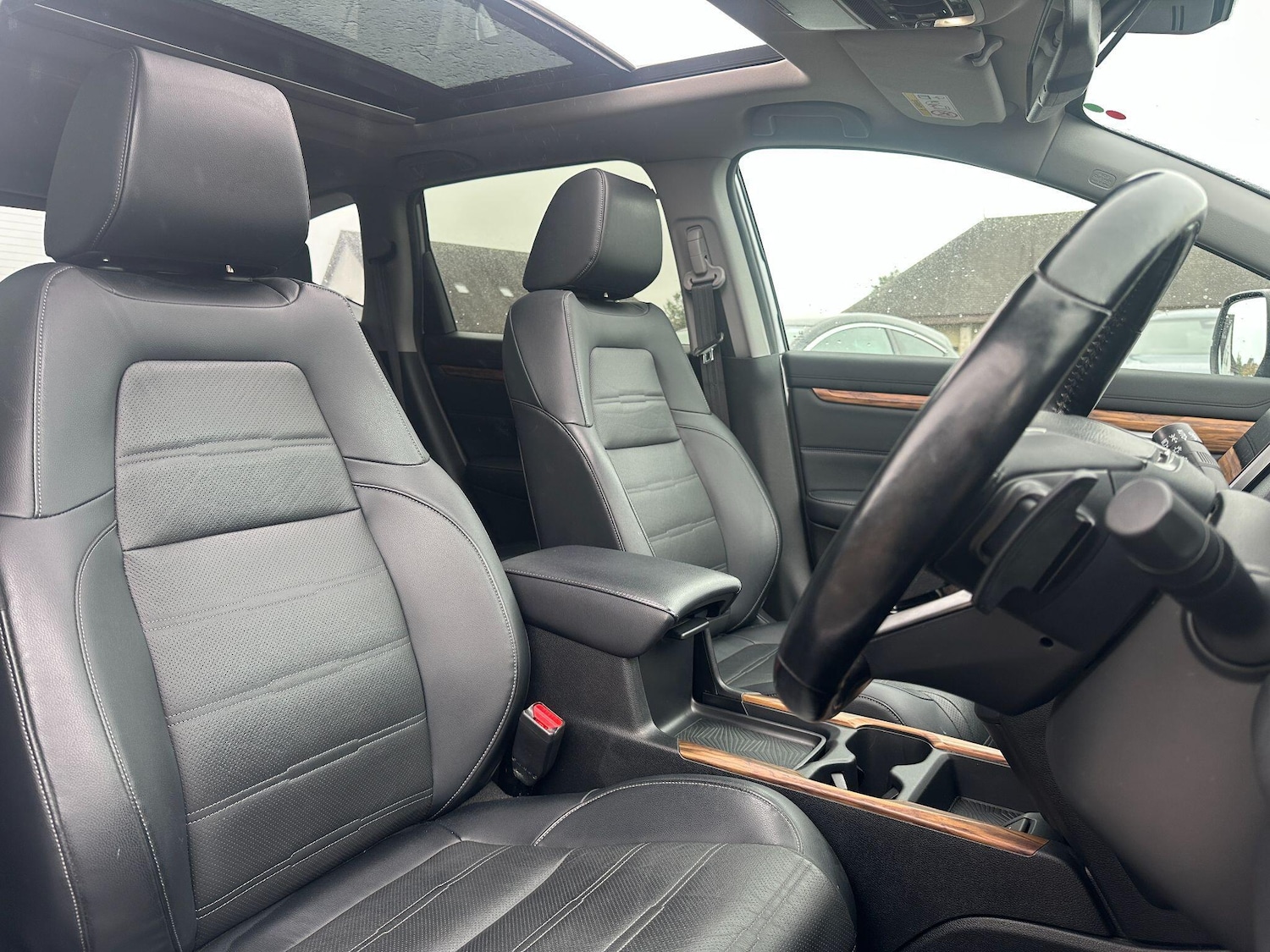 Used Honda CR-V 2020 for sale - 76680844: Photo 2