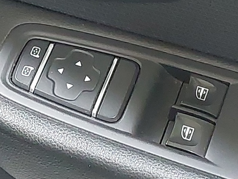 Used Renault Clio 2017 for sale - 76736858: Photo 12