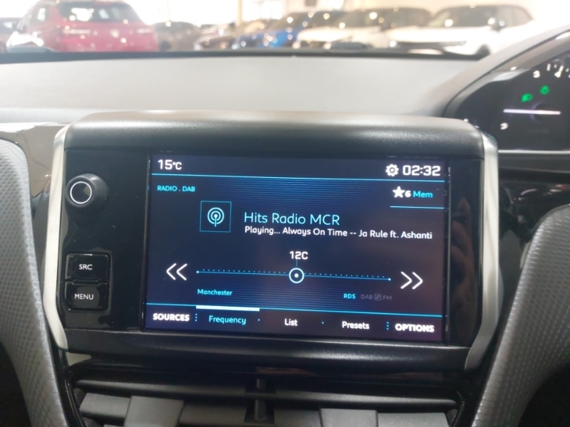 Used Peugeot 2008 2017 for sale - 77921902: Photo 12