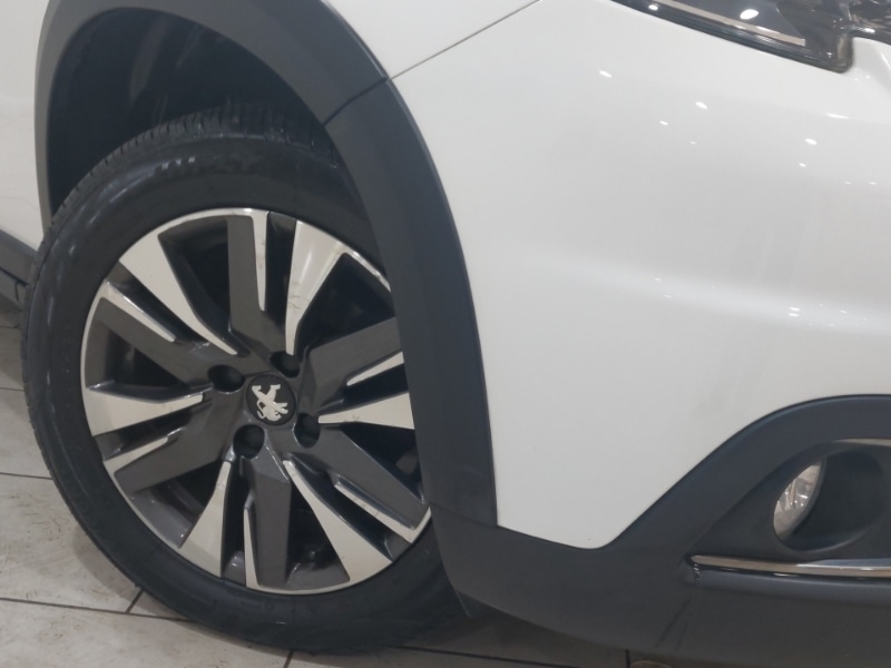 Used Peugeot 2008 2017 for sale - 77921902: Photo 9