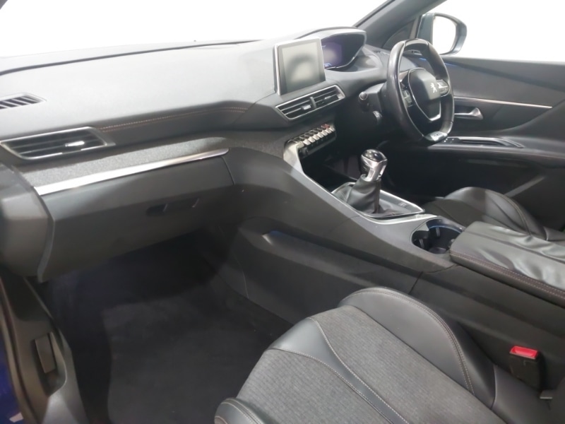 Used Peugeot 3008 2018 for sale - 77024435: Photo 5