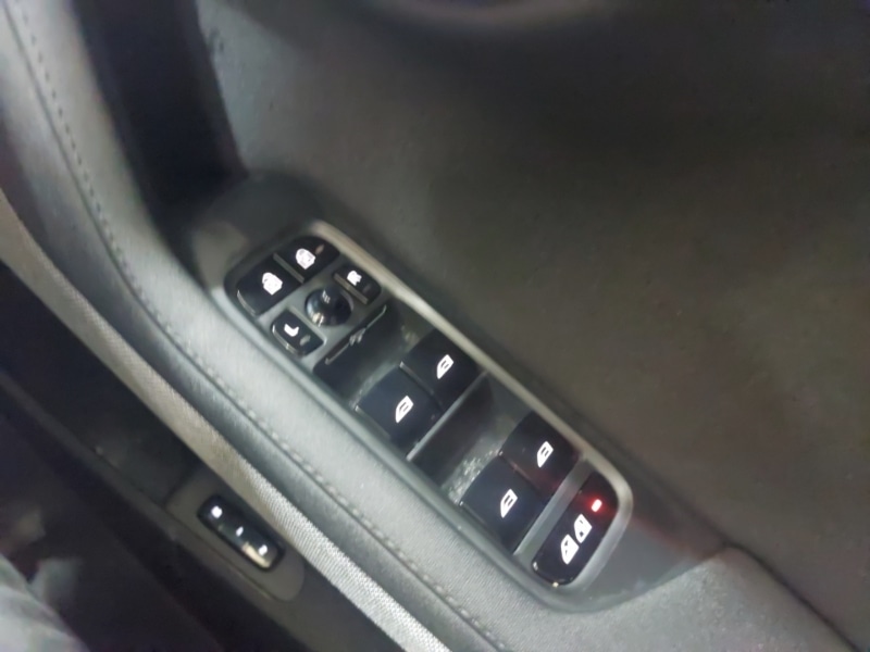 Used Polestar Polestar 2 2023 for sale - 77750830: Photo 18