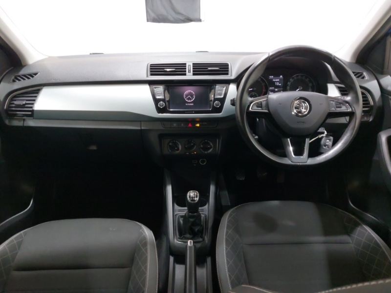 Used Skoda Fabia 2018 for sale - 76238304: Photo 2