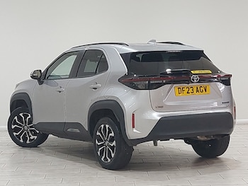 Used Toyota Yaris Cross 2023 for sale - 78933130: Photo