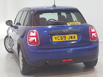 Used MINI Hatch 2019 for sale - 79411487: Photo