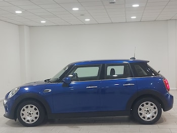 Used MINI Hatch 2019 for sale - 79411487: Photo