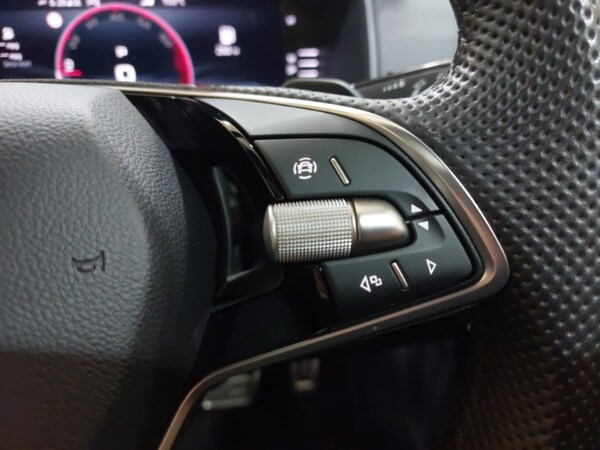 Used Skoda Karoq 2024 for sale - 76108177: Photo 13