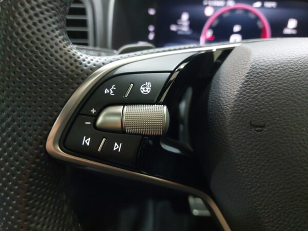 Used Skoda Karoq 2024 for sale - 76108177: Photo 14