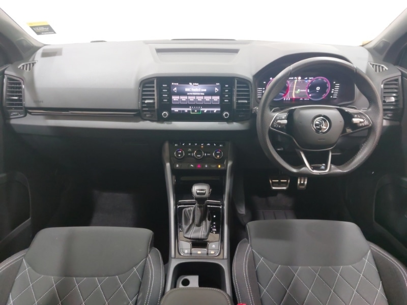 Used Skoda Karoq 2024 for sale - 76058629: Photo 2