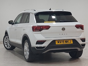 Used Volkswagen T-Roc 2019 for sale - 75946604: Photo