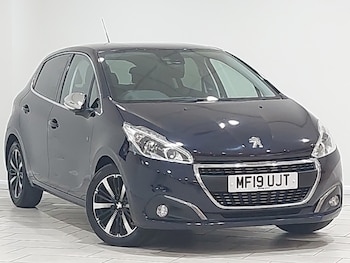 Used Peugeot 208 2019 for sale - 77264884: Photo