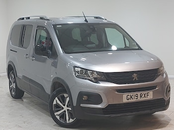 Used Peugeot Rifter 2019 for sale - 77329600: Photo