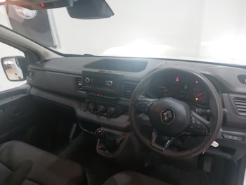 Used Renault Trafic 2022 for sale - 78269470: Photo