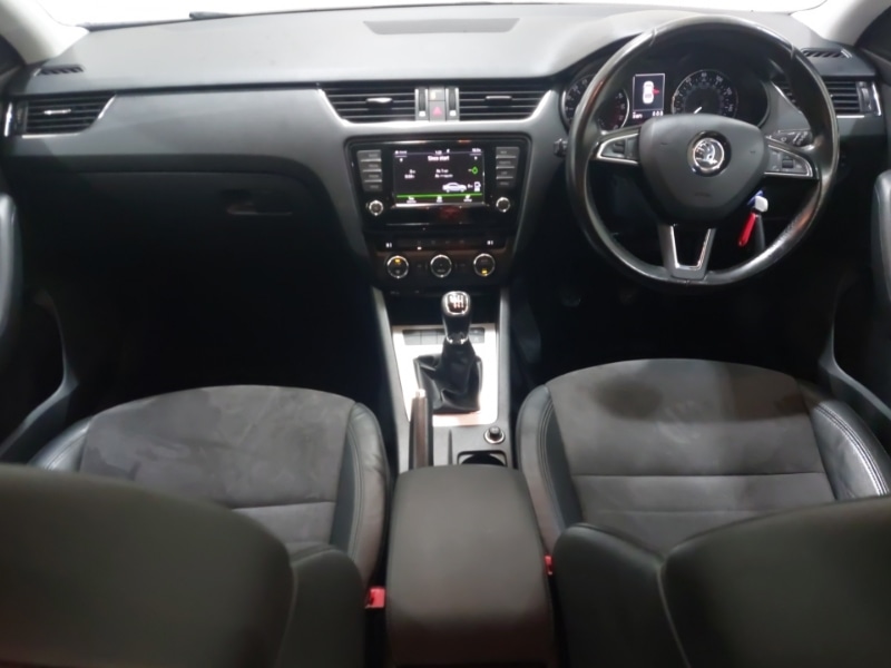 Used Skoda Octavia 2016 for sale - 76880129: Photo 2