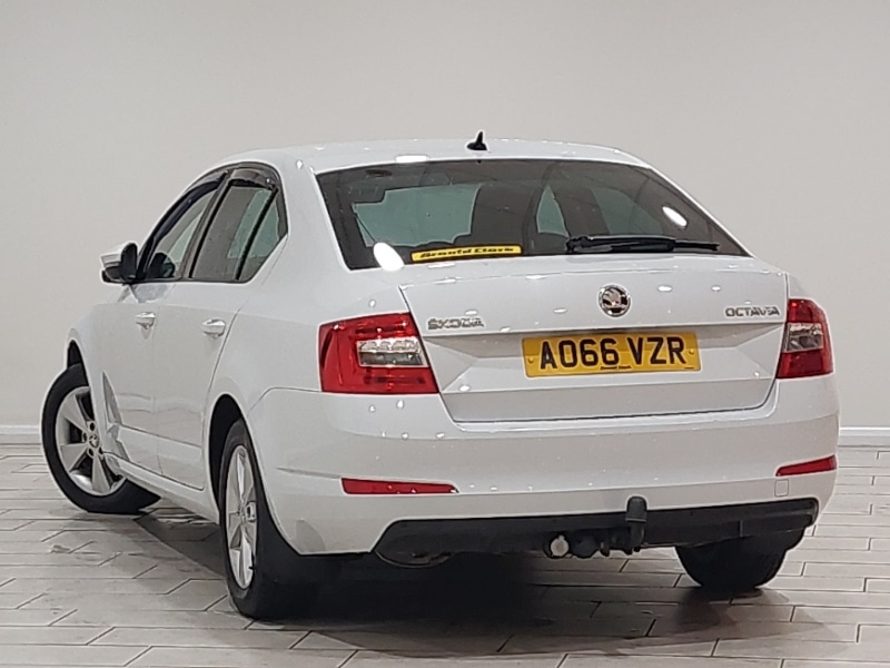 Used Skoda Octavia 2016 for sale - 76880129: Photo 3