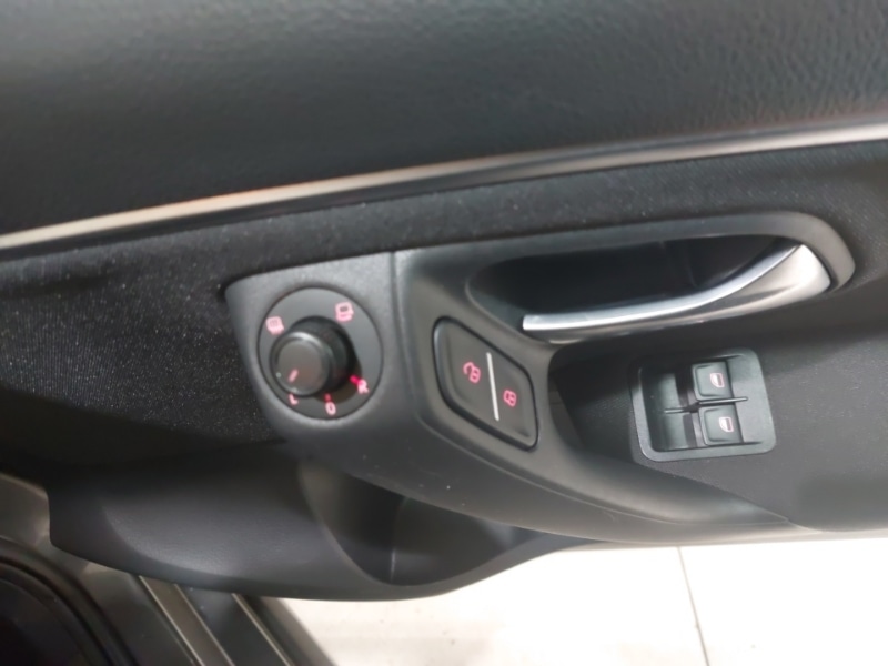 Used Volkswagen Polo 2017 for sale - 76687611: Photo 19