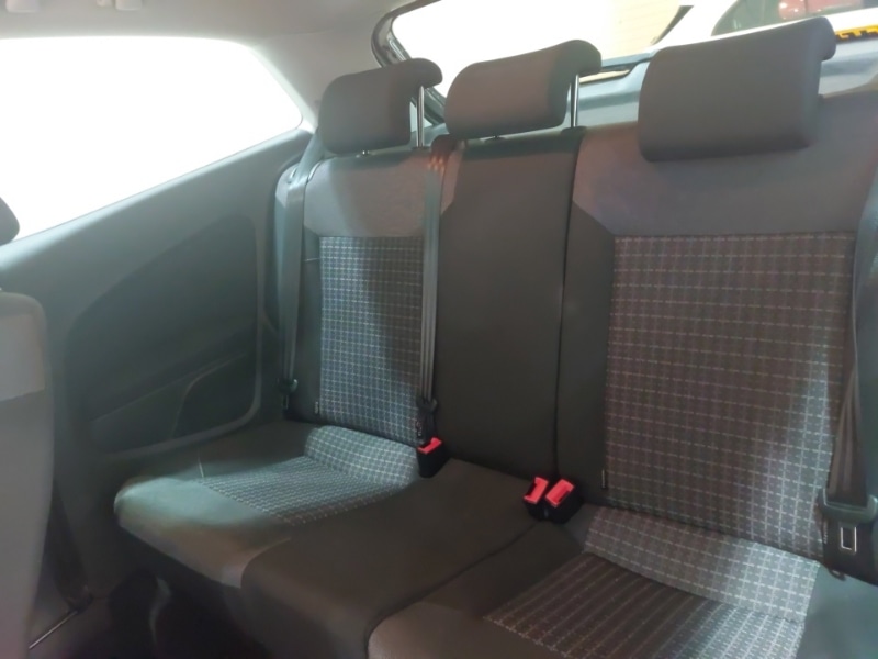 Used Volkswagen Polo 2017 for sale - 76687611: Photo 6