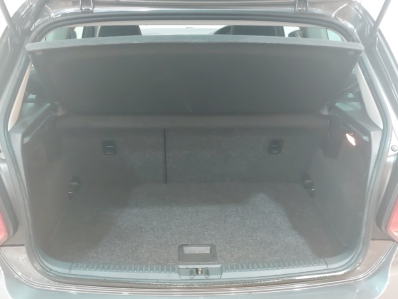 Used Volkswagen Polo 2017 for sale - 76687611: Photo 8