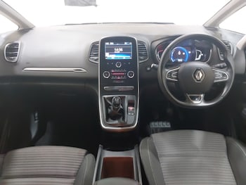 Used Renault Grand Scenic 2019 for sale - 77405099: Photo