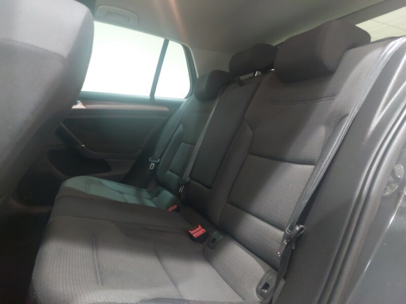 Used Volkswagen Golf 2020 for sale - 78040926: Photo 6