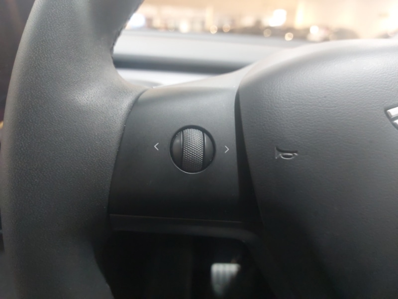 Used Tesla Model Y 2023 for sale - 77454182: Photo 17