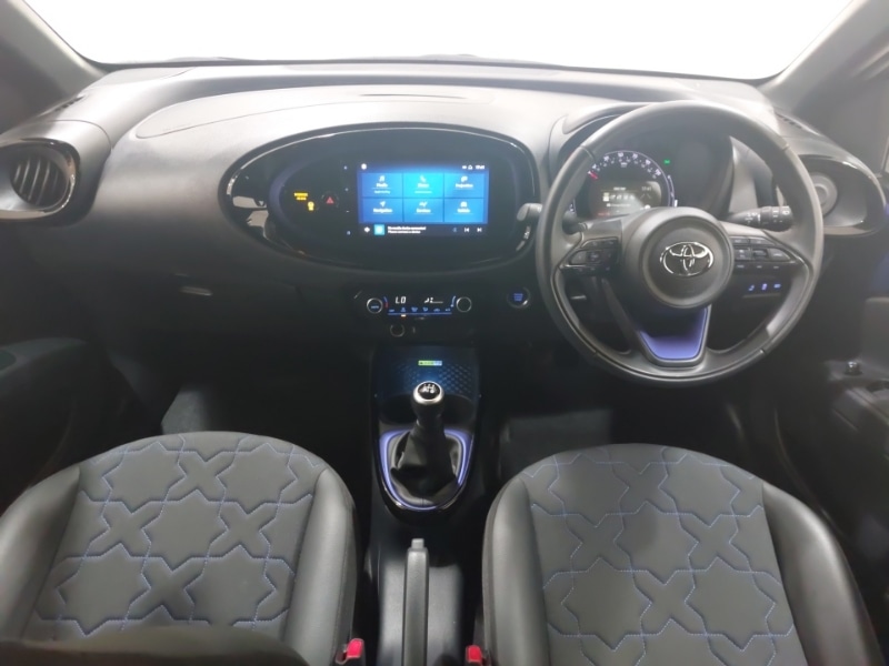 Used Toyota Aygo X 2022 for sale - 76959163: Photo 2
