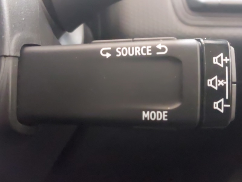 Used Renault Clio 2022 for sale - 77278119: Photo 15