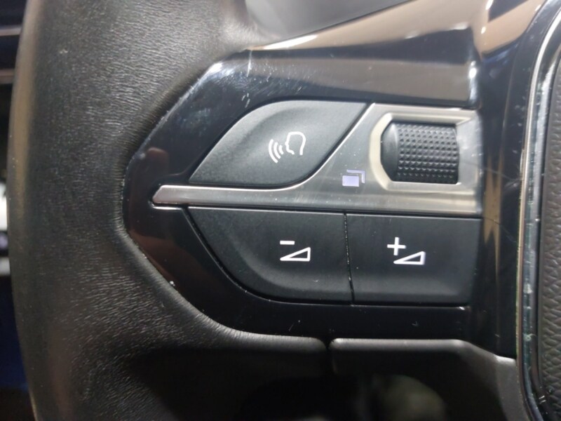 Used Peugeot 5008 2023 for sale - 77509252: Photo 17