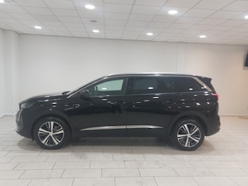 Used Peugeot 5008 2023 for sale - 77509252: Photo