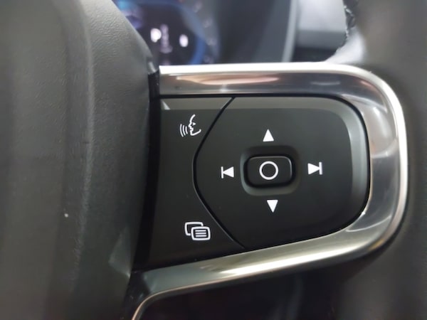 Used Volvo XC40 2024 for sale - 75686874: Photo 13