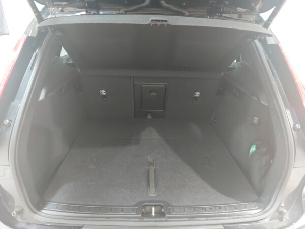 Used Volvo XC40 2024 for sale - 75686874: Photo 8