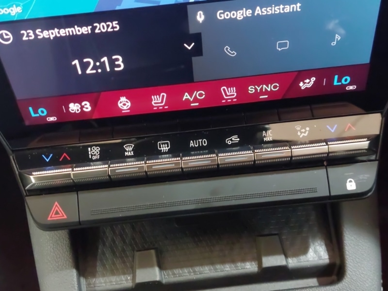 Used Renault Scenic E-Tech 2024 for sale - 76970207: Photo 18