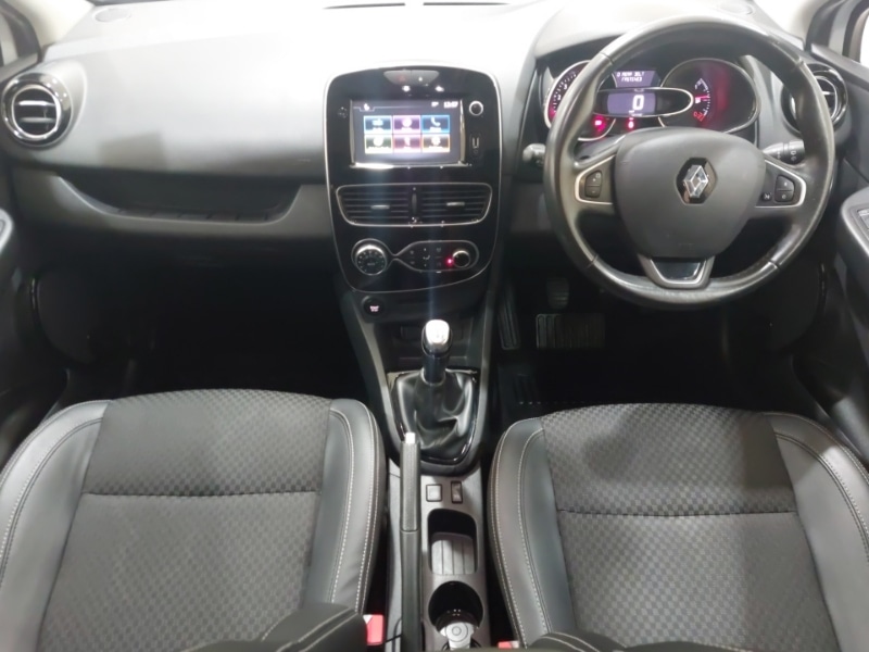 Used Renault Clio 2017 for sale - 77338029: Photo 2
