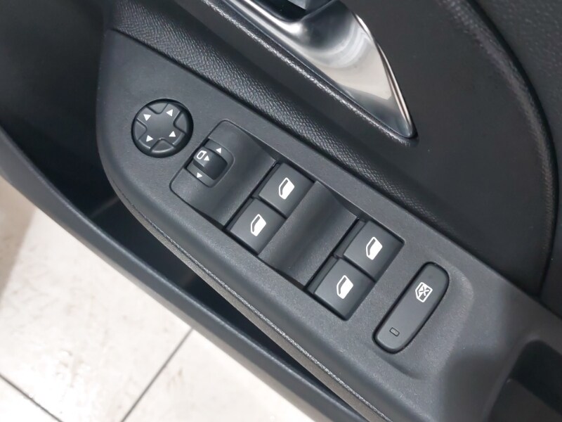 Used Vauxhall Corsa 2025 for sale - 76651596: Photo 12