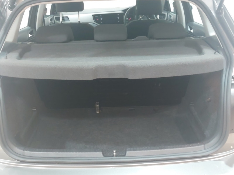 Used Volkswagen Polo 2018 for sale - 77938881: Photo 8