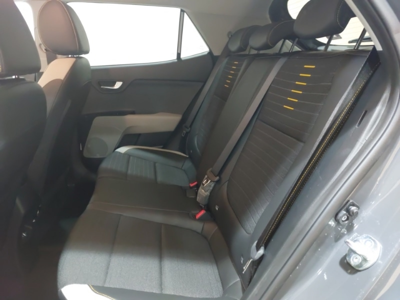 Used Kia Stonic 2023 for sale - 77304129: Photo 6