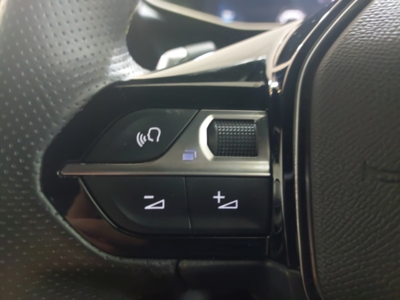 Used Peugeot 2008 2023 for sale - 77896875: Photo 18