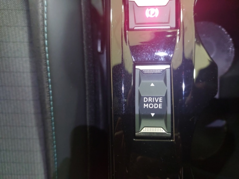 Used Peugeot 2008 2023 for sale - 77610985: Photo 16