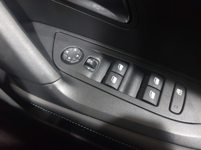 Used Peugeot 2008 2023 for sale - 77610985: Photo 19