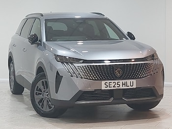 2025 - 1.2 Hybrid 145 Allure 5dr e-DSC6