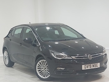 2019 - 1.6T 16V 200 Elite Nav 5dr