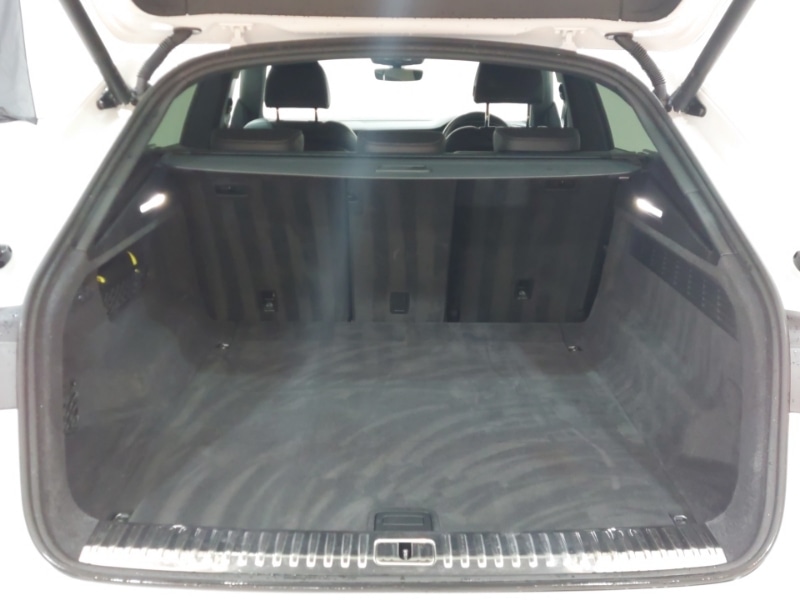 Used Audi Q8 2023 for sale - 77907597: Photo 8