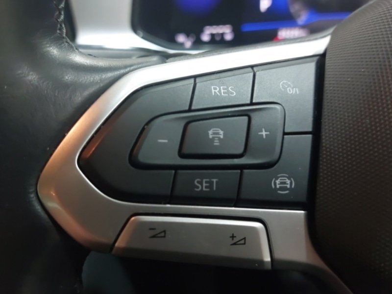 Used Volkswagen T-Roc 2023 for sale - 77289959: Photo 17