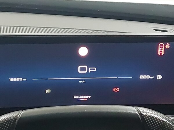 Used Peugeot 3008 2024 for sale - 76054385: Photo 11