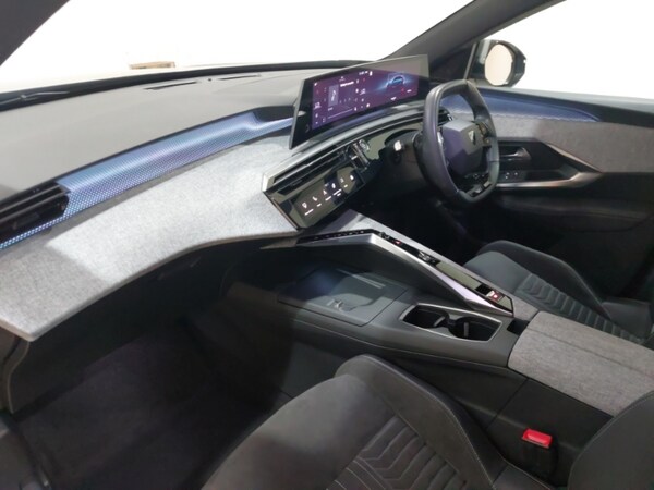 Used Peugeot 3008 2024 for sale - 76054385: Photo 5