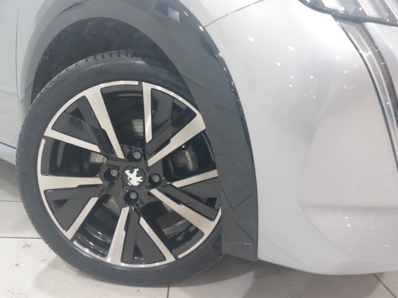 Used Peugeot 208 2023 for sale - 77767426: Photo 9